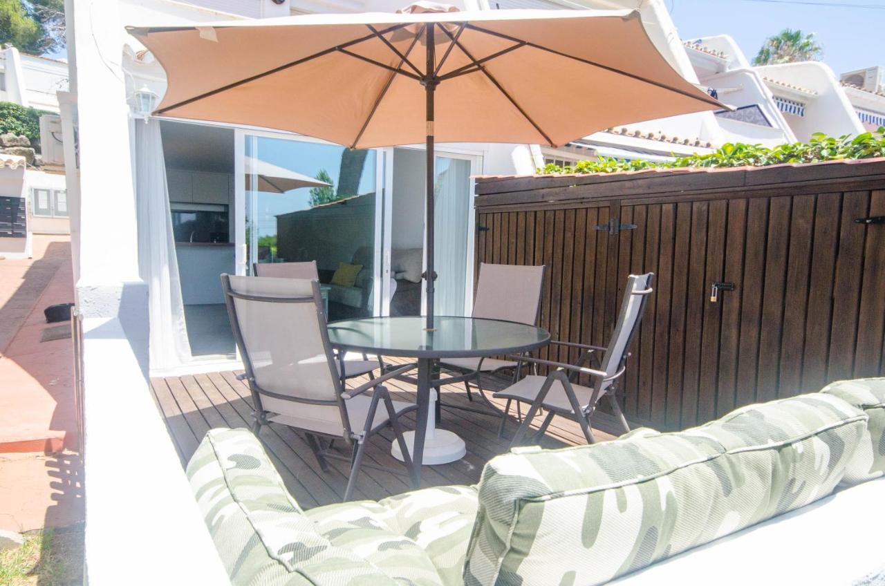 Apartment Seghers- Seaside Charm By The Beach Estepona Exterior foto